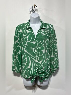 Hope & Harlow Lightweight Rayon Blend Floral Patterned Blouse Womens Size Medium